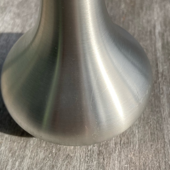 Royal Selangor | Hand Finished Generic Collection Pewter Bud Vase - Picture 13 of 14